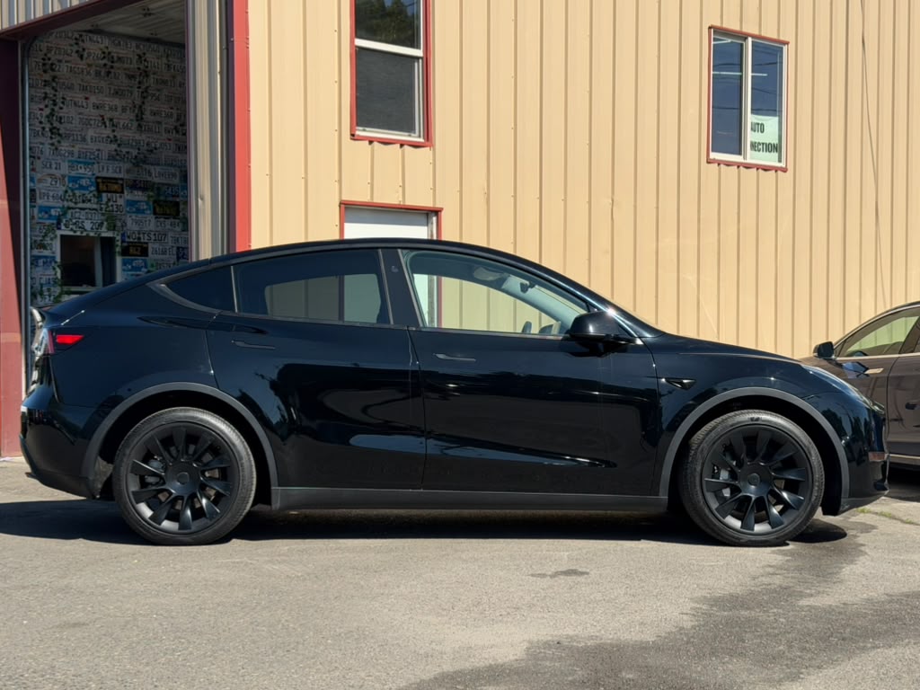 tesla model y 2023 7SAYGDEE5PA147131 image tesla model y 2023 7SAYGDEE5PA147131 image